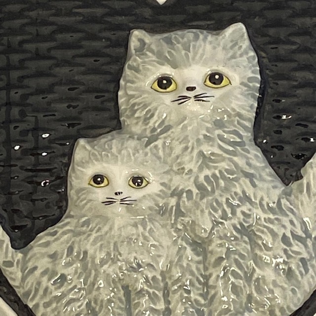 Takahashi 親子猫の陶器の壁掛け ハート型壁飾り ウォールアート