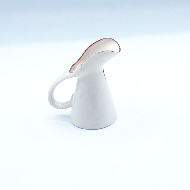 クレステッドチャイナ BLACK GOOD LUCK CATのミニジャグ型大きなリボンの黒猫 1900年代初期