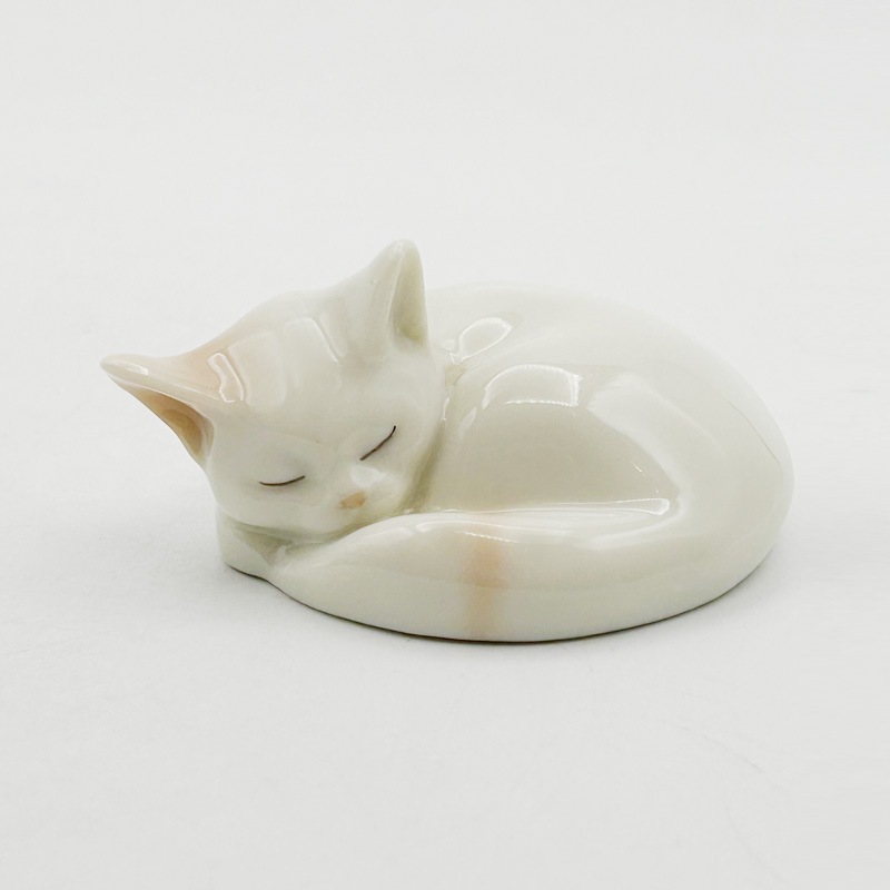 ロイヤルコペンハーゲン Mini Collection 眠り子猫のミニフィギュリン Royal Copenhagen