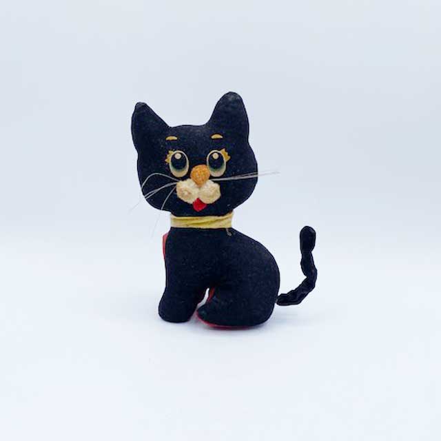 昭和レトロな黒猫のぬいぐるみ　おがくず人形　日本製