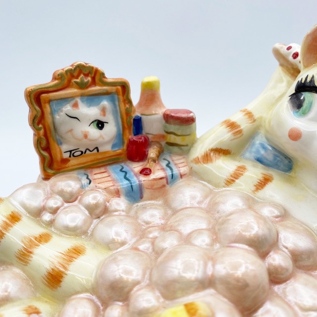 Fitz and Floyd 色っぽい茶トラ猫ちゃんの貯金箱　マネーバンク