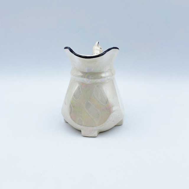 猫の取っ手のついた白いミルクピッチャー ラスターウェア チェコスロバキア
