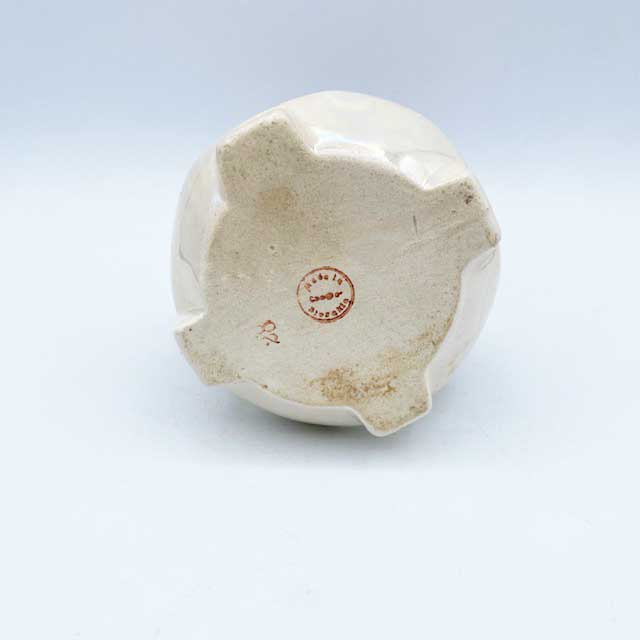 猫の取っ手のついた白いミルクピッチャー ラスターウェア チェコスロバキア