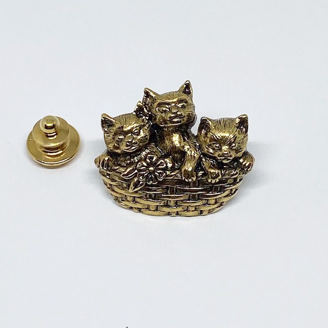 AVON エイボン 3匹の猫のヴィンテージピンブローチ