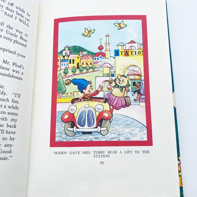 おもちゃの国のノディ ヴィンテージ本 NODDY GOES TO THE FAIR TIM