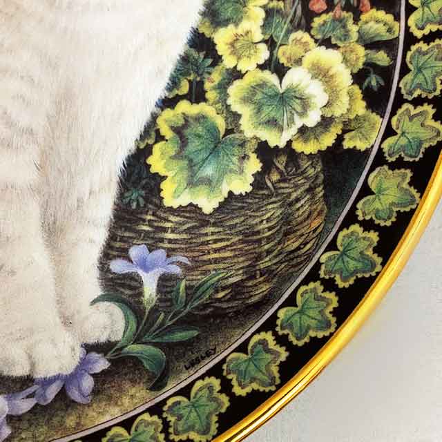 ダンバリーミント レズリー・アン・アイボリー猫の絵皿 Cats Among the