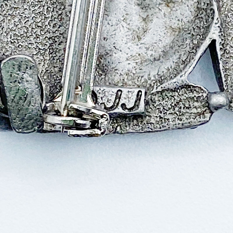 JJ Jonette 猫後ろ姿のヴィンテージブローチ　ピューター製　ジェイジェイ