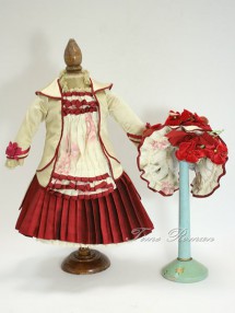 約45〜50cm位 ドールサイズ用 作家1点もの 赤いドレス＆ボンネットセット