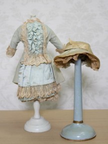 通常￥69,300 →【特価価格】￥33,000（税込） / アンティーク  ジャケット＆スカート＆ボンネット ３点セット acdress44