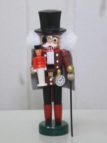 �ɥ����� �ߥˤ���߳��ͷ��� (Alexander Taron Dregeno Drosselmeyer)