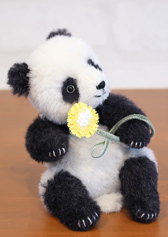 pluie teddybear / お花をプレゼント お座りパンダちゃん | 《終了企画