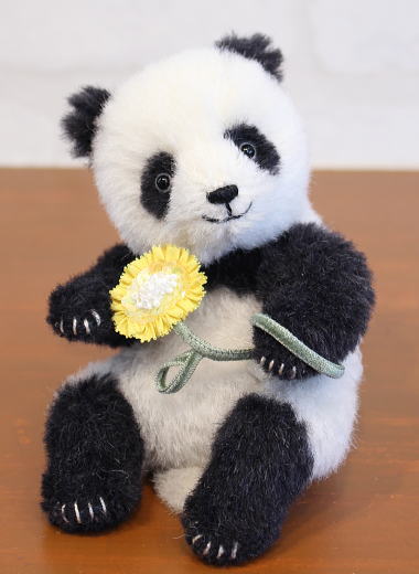pluie teddybear / お花をプレゼント お座りパンダちゃん | 《終了企画