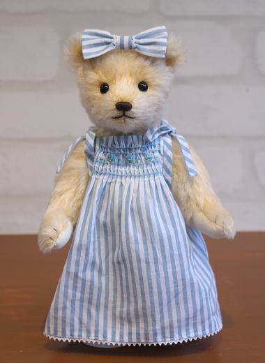 テディベア作家ワンピースのベア