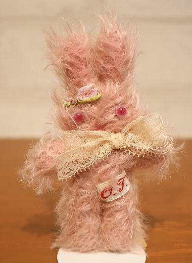 T&F Bears / ぺったんこ うさぎ 濃いピンク | テディベア,アーティスト