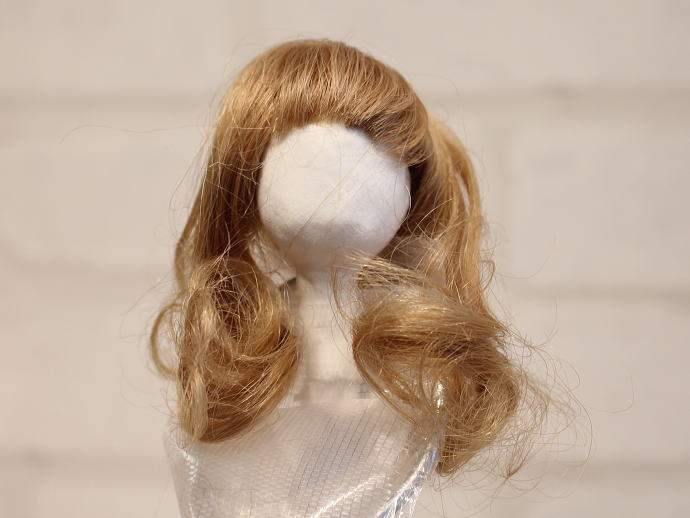 カット済みウィッグ17頭 新品1頭 頭周り（円周）11㎝ ドール用ウィッグ3F269 | すべての商品