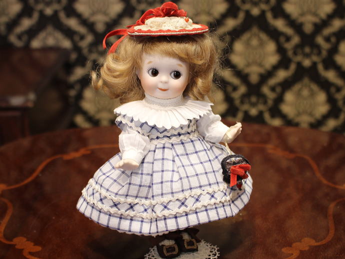 ビスクドール　グーグリーちゃ２４１ ビスクドール グーグリーちゃ241 修復跡有 アンティーク