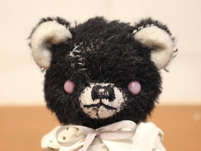 ˚✧₊⁎❤︎ アンティークテディベア ちゃん ❤︎⁎⁺˳✧༚ 断捨離SALE品 Catnap Bear / 【テディベア キーラ】 | テディベア,アーティストベア