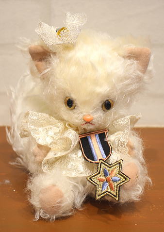 BiBi Bear/ 【white Cat Beautg】 | テディベア,アーティストベア,BIBI