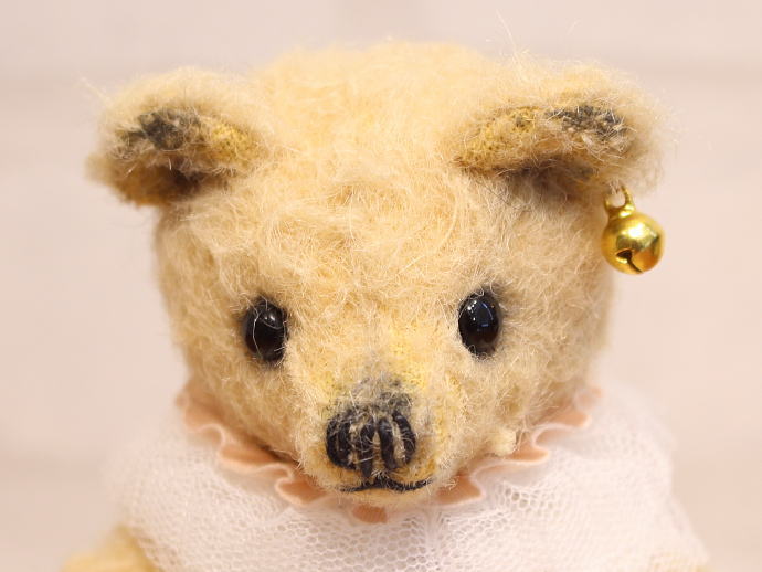 ドレスベア　アーティストベア　テディベア KANA BEAR / 白いドレスベア | テディベア,アーティストベア