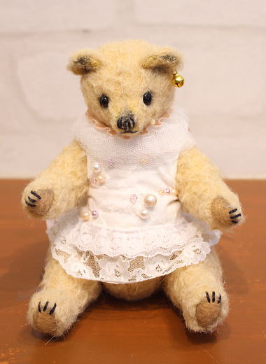 ぱクちゃんホワイトドレス テディベア 約30cm 000000005871_GsF9lKZ.jpg