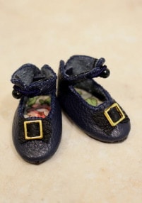 縦：約3.6cm×幅：約1.5cm 　ドールシューズ 本革 一点もの KNO-169