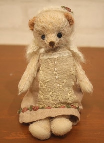 Bear Reinett / ͥԥ󥯿Υ٥