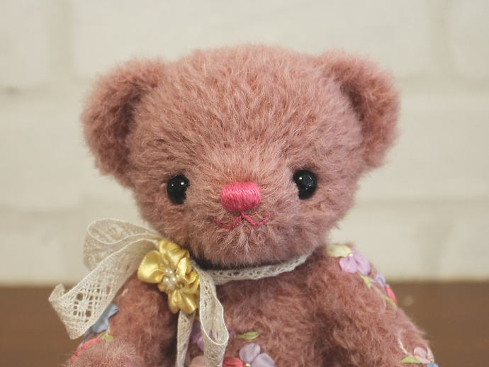 BEARBONZ / 【パンジーのコサージュベア（あずき色
