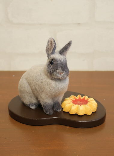 棚からうさもち/ 【グレーのスイーツ うさぎ】 | すべての商品