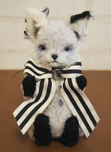 Catnap Bear / 【キツネ（グレー）】 | すべての商品 | timeroman-shop