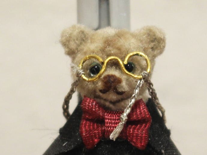 Nana～Avery merry unbirthday to you～/【眼鏡のベア】 | テディベア