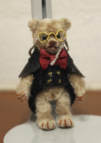 Nana～Avery merry unbirthday to you～/【眼鏡のベア】 | テディベア