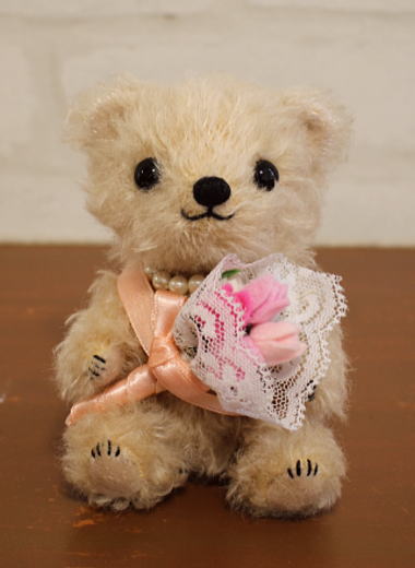 Allison Bear / 【クリーム チューリップ】 | すべての商品