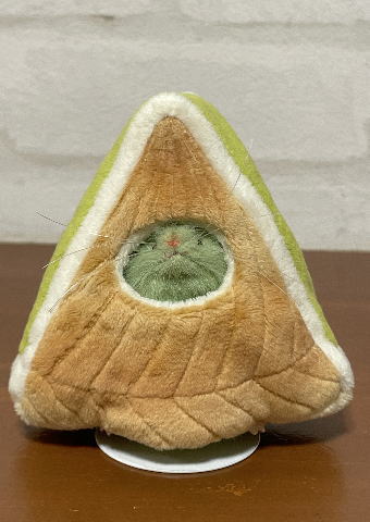 マウスのぬいぐるみ<ガレット・デ・ロワ/アーモンド> 三角ユウリ 三角ユウリ / 【マウスのぬいぐるみ〈ガレット・デ・ロワ