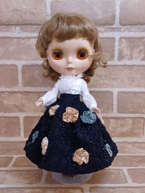 68センチアンティークドールドレス 焦茶とアイボリー ドレスと帽子 68センチアンティークドールドレス 焦茶とアイボリー ドレスと