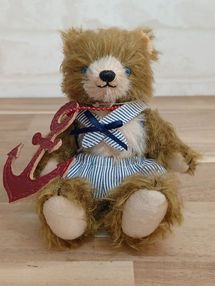 DinDonBear / �ڿ��͹��٥���
