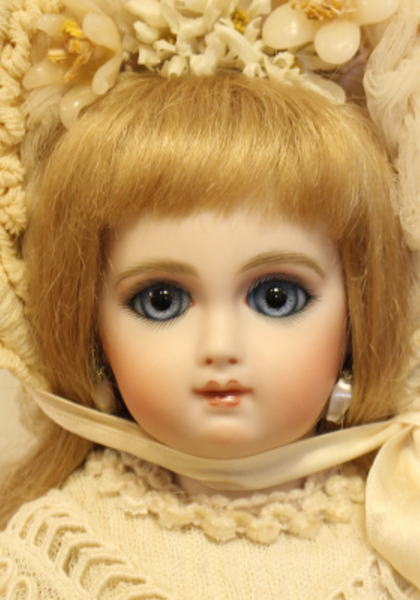 月曜まで。アンティークビスクドールミレット