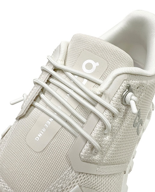 ON ����Cloud 6 ���饦��6��WOMEN��PEARL/WHITE�����ˡ����������̡��ѡ���ۥ磻�ȡ����˥󥰥��塼������ǥ�����