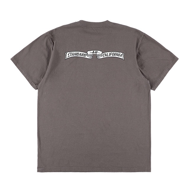 STANDARD CALIFORNIA ����������ɥ���ե���˥���AH / SD Make Some Noise T�����ʥ����إ֥��SD���ᥤ������Υ�����T����ġ�2����CHARCOAL/WHITE��2025SS