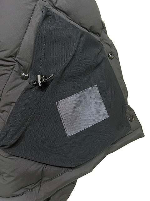 ��SALE 20%OFF��CMF OUTDOOR GARMENT ����ե� �����ȥɥ� �������ȡ�CMF WOVEN DOWN CREW�������֥� ������ ���롼��2��(BLACK/WOLF GRAY)��COMFY 2025FW