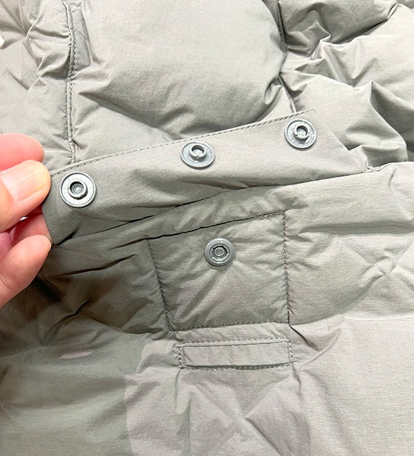 ��SALE 30%OFF��CMF OUTDOOR GARMENT ����ե� �����ȥɥ� �������ȡ�CMF WOVEN DOWN HOODIE�������֥� ������ �ա��ǥ���2��(WOLF GRAY/BLACK)��COMFY 2025FW