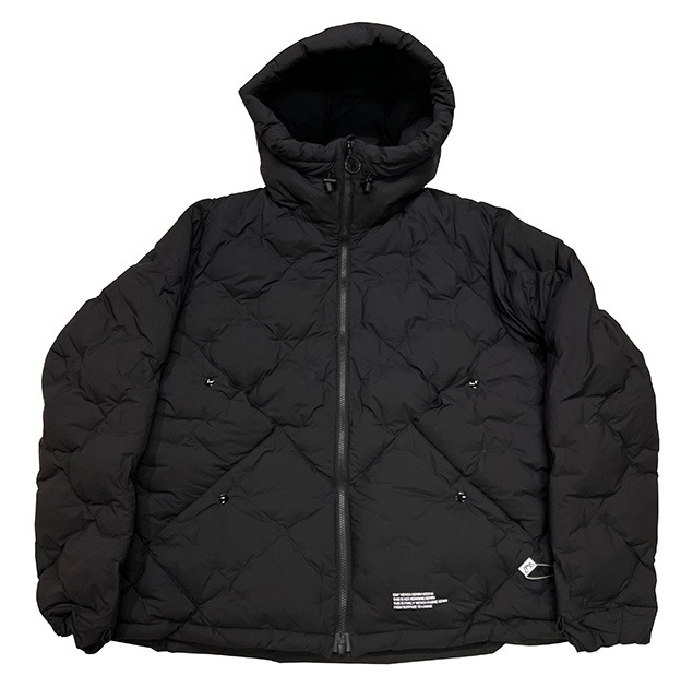 ��SALE 30%OFF��CMF OUTDOOR GARMENT ����ե� �����ȥɥ� �������ȡ�CMF WOVEN DOWN HOODIE�������֥� ������ �ա��ǥ���2��(WOLF GRAY/BLACK)��COMFY 2025FW