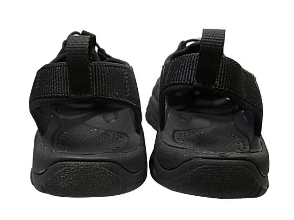 KEEN ������NEWPORT H2���˥塼�ݡ��� �������ġ���������롡TRIPLE BLACK���ȥ�ץ�֥�å������ݡ��ĥ�����롡�����ȥɥ���MENS ���