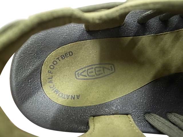 KEEN ������UNEEK����ˡ�����������롡DARK OLIVE/BLACK�����������꡼��/�֥�å������ݡ��ĥ�����롡�����ȥɥ���MENS ���