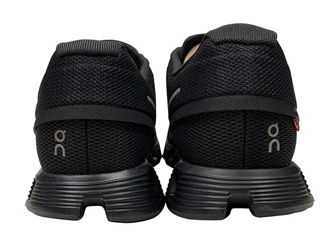 ON ����Cloud 5 ���饦��5��ALL BLACK ������֥�å���WOMEN�����ˡ����������̡����˥󥰥��塼����LADYS ��ǥ�����