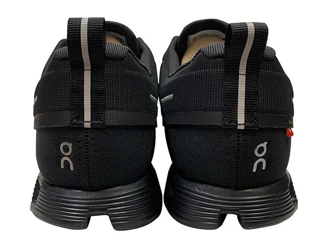 ON ����Cloud 5 Waterproof��WOMEN��ALL BLACK�����饦��5�������������ץ롼�ա��֥�å������ˡ����������̡����˥󥰥��塼����LADYS ��ǥ�����