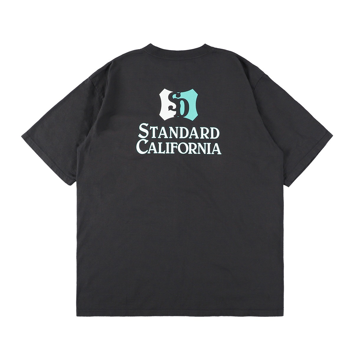 STANDARD CALIFORNIA ����������ɥ���ե���˥���SD Heavyweight Shield Logo Pocket T���إӡ��������� ������ɥ����ݥ��å� T����ġ�2026SS