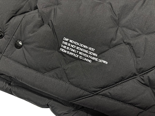 ��SALE 20%OFF��CMF OUTDOOR GARMENT ����ե� �����ȥɥ� �������ȡ�CMF WOVEN DOWN VEST �����֥� ������ �٥��ȡ�2��(BLACK/WOLF GRAY)��COMFY������������2025AW