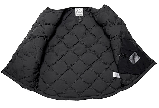 ��SALE 20%OFF��CMF OUTDOOR GARMENT ����ե� �����ȥɥ� �������ȡ�CMF WOVEN DOWN VEST �����֥� ������ �٥��ȡ�2��(BLACK/WOLF GRAY)��COMFY������������2025AW