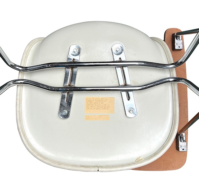 Herman Miller �ϡ��ޥ�ߥ顼 Eames �����ॺ��02 Shell Side Chair�������륵���ɥ�����  �����å��󥰥١������ơ��֥��դ����٥����ե��֥�å���LIGHT BLUE ��Antique ����ƥ������ۡ���š�