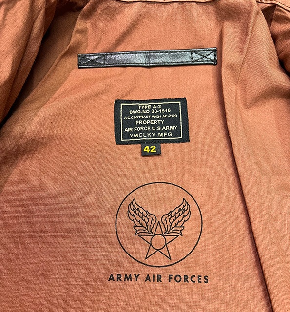 �Ʒ������ס�ARMY AIR FORCE��A-2 FLIGHT LEATHER JACKET���ե饤�ȥ쥶�����㥱�åȡ�BLACK �֥�å��ڿ��ʡ�